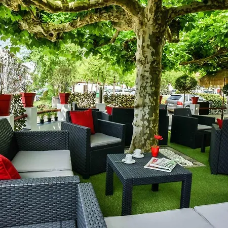 L'estanquet Szálloda 3*