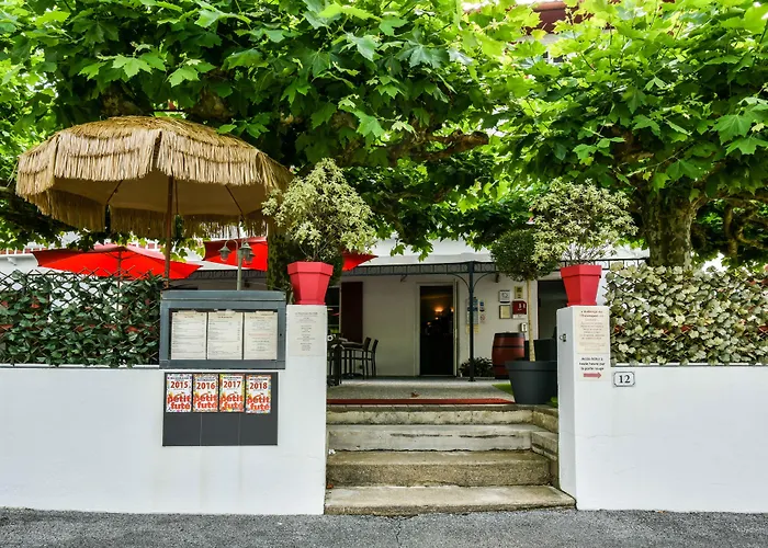 Hotel Auberge L'Estanquet 3*